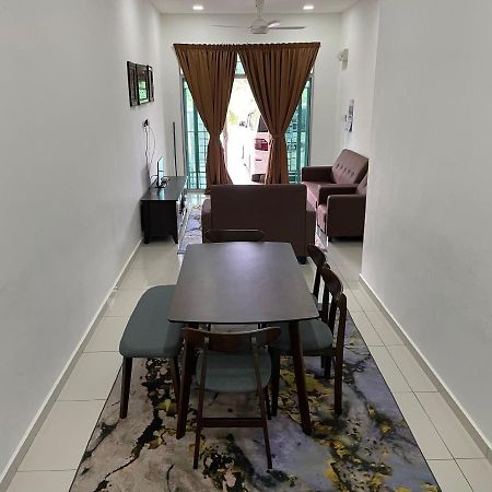 Maryam Homestay Jertih Экстерьер фото