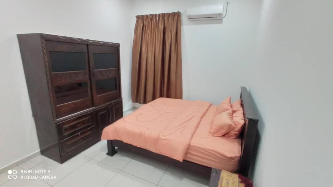 Maryam Homestay Jertih Экстерьер фото